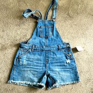 Vanilla Star Shorts Overalls Size Large!!
